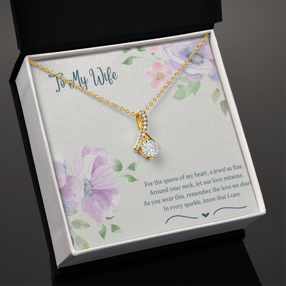 To My Wife Queen Of My Heart Alluring Beauty Necklace