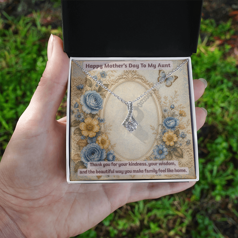 Happy Mother's Day to My Aunt Alluring Beauty Necklace Vintage Mirror