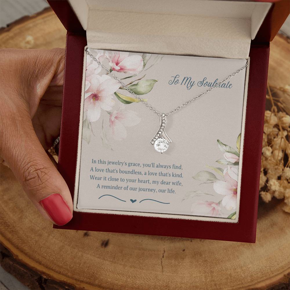 To My Soulmate Alluring Beauty Necklace