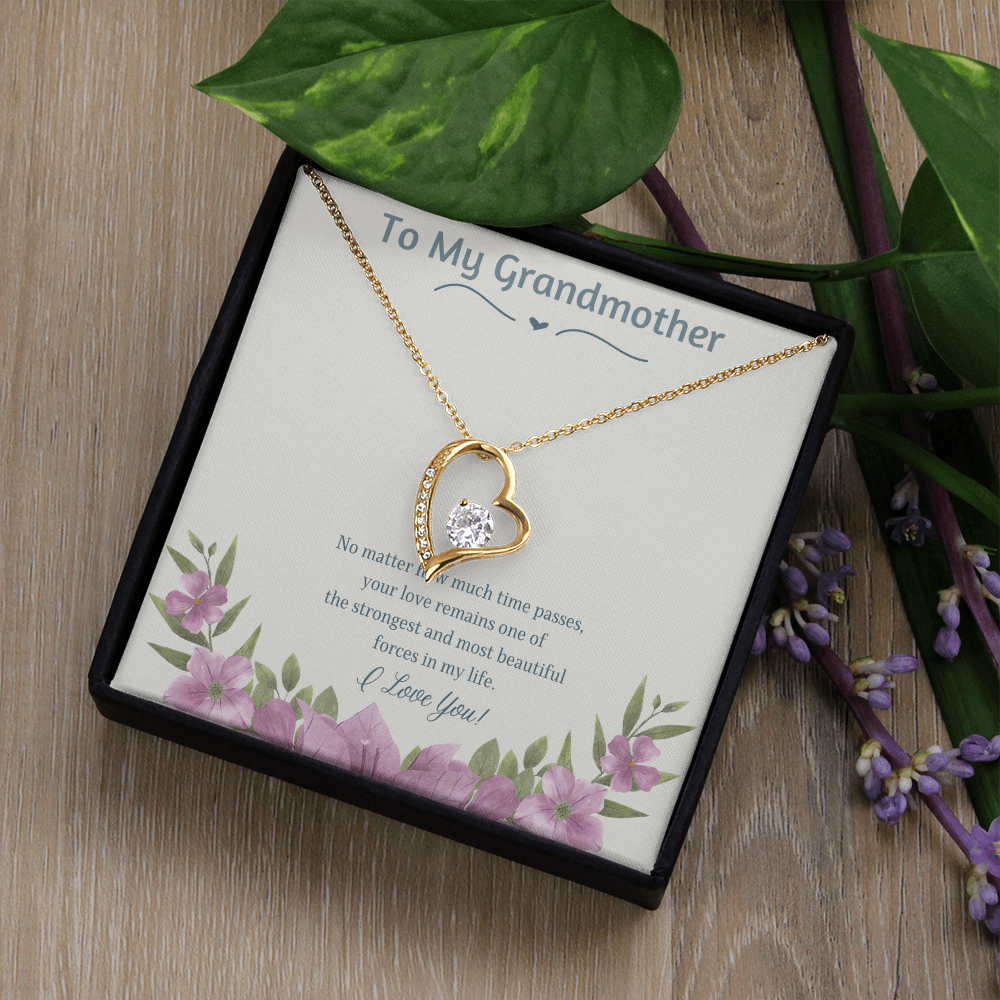 To My Grandmother Forever Love Necklace – Heartfelt Gift for Grandma – Meaningful Jewelry with Message Card